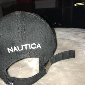 Men’s all black náutica hat!!